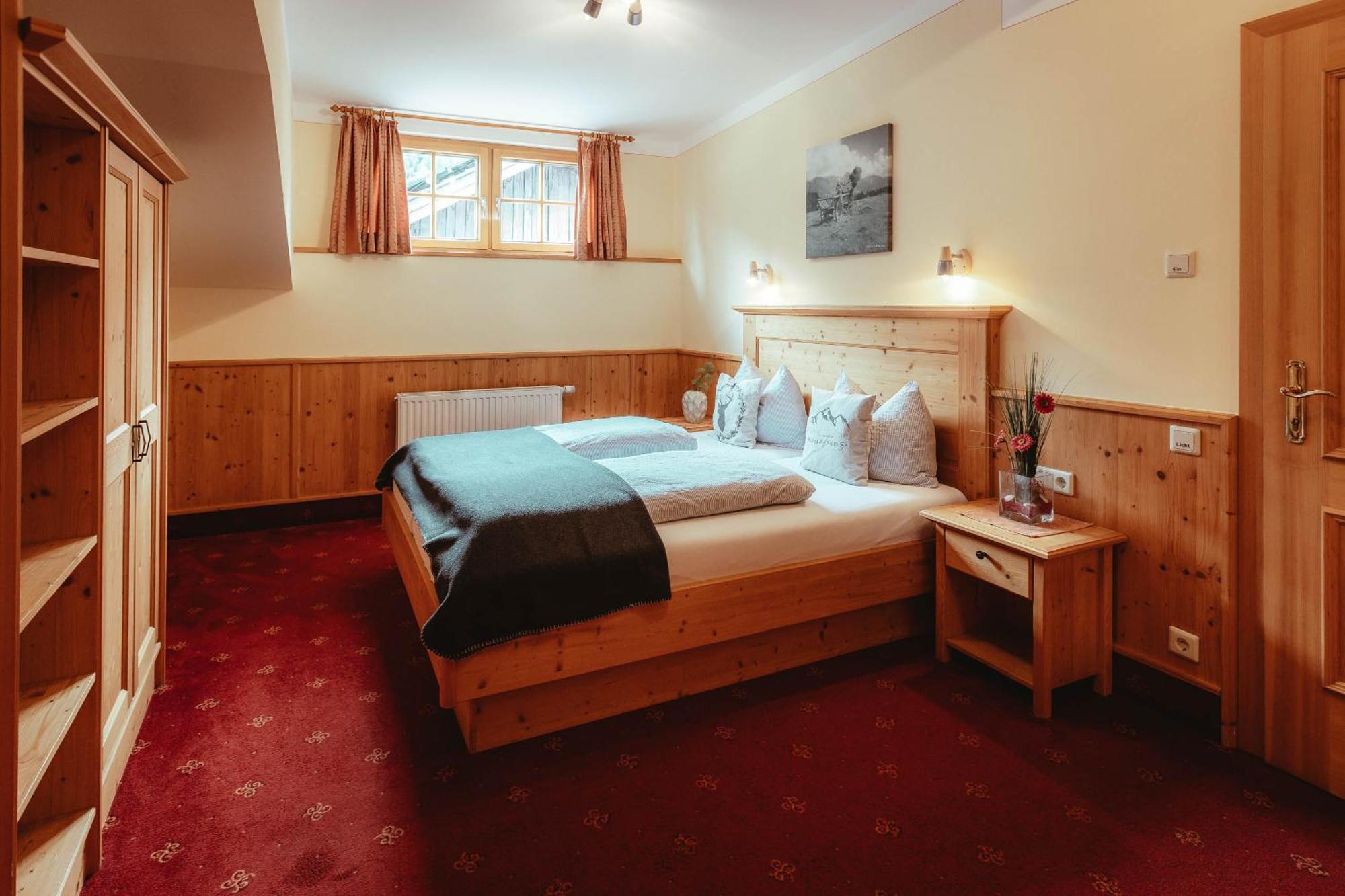 דורפגשטיין Hotel Gasthof Walcher מראה חיצוני תמונה